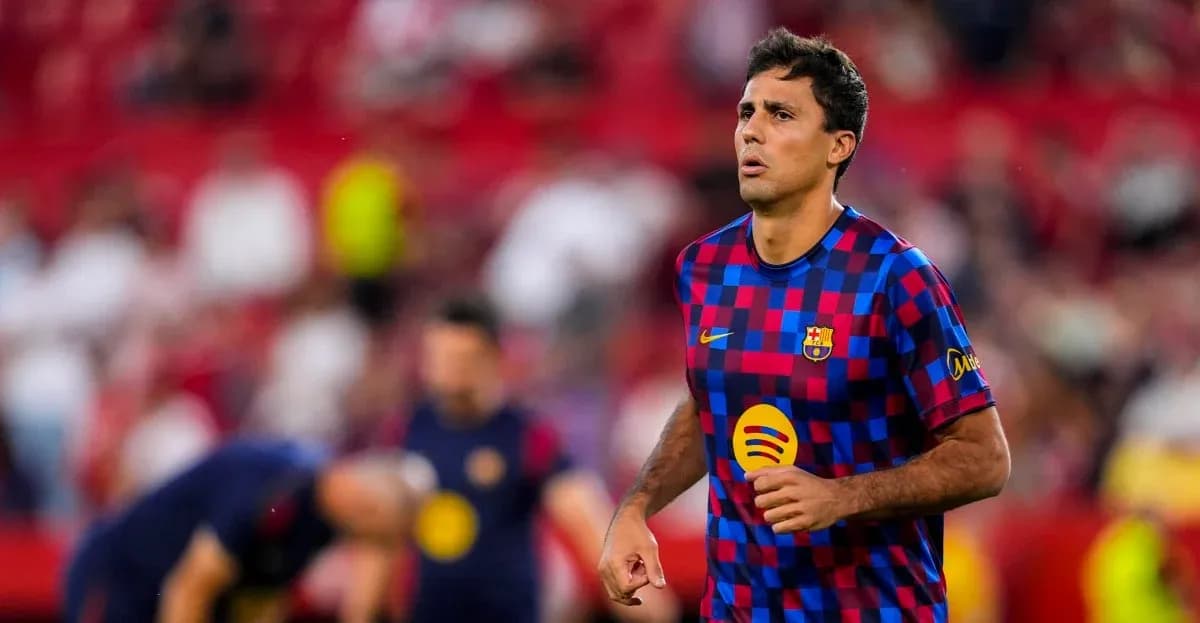Jugador del FC Barcelona calentando antes del partido