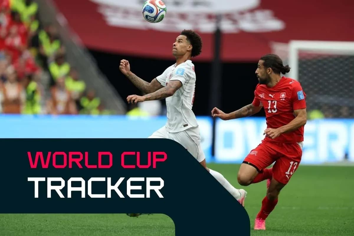 Jugador de España controlando el balón en partido