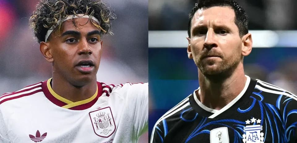 Jugadores de fútbol, uno de España y otro de Argentina