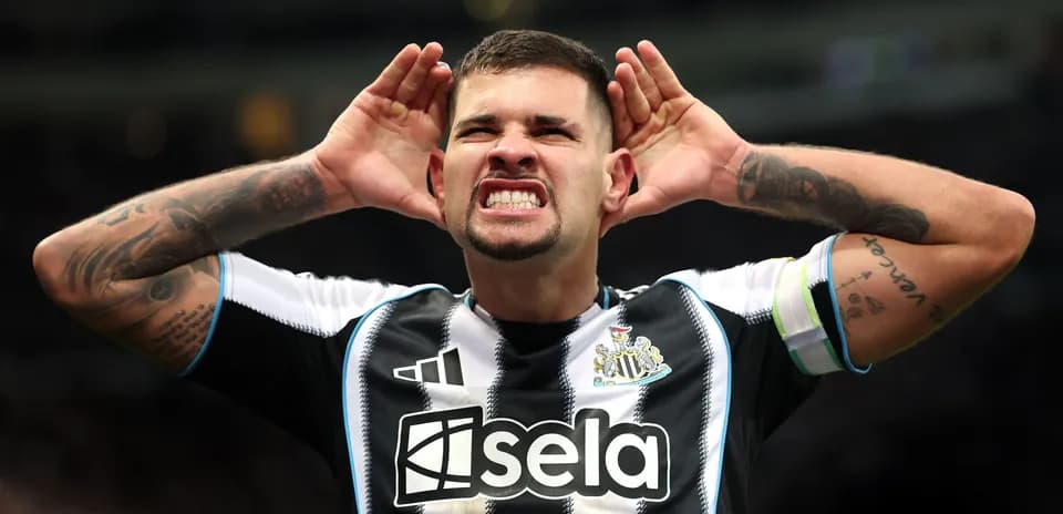 Jugador de Newcastle United festejando un gol