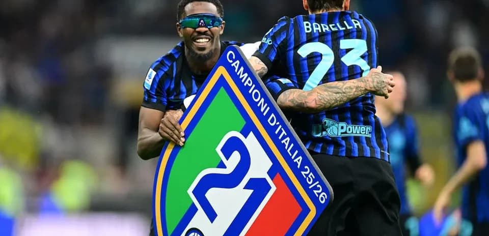 Jugadores de Inter celebrando el campeonato