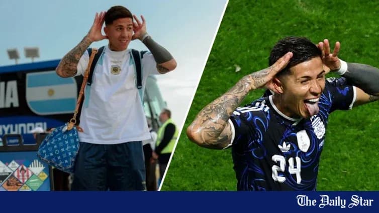 Jugador argentino llegando y celebrando en el campo