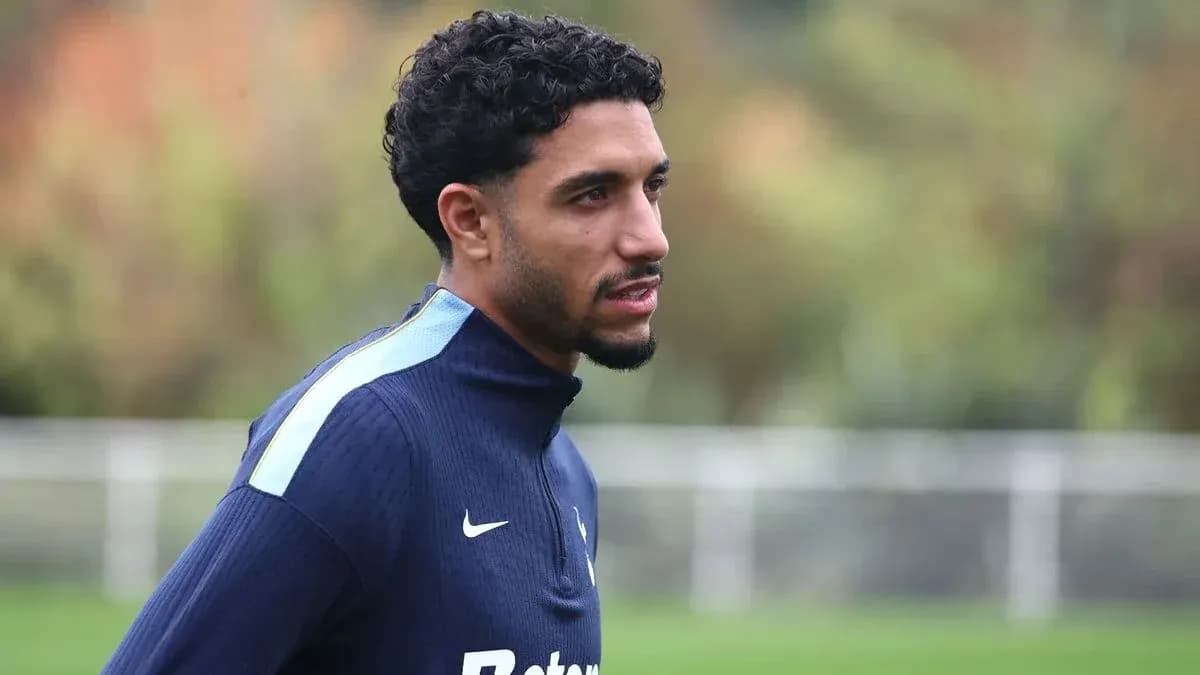 Jugador en sesión de entrenamiento al aire libre