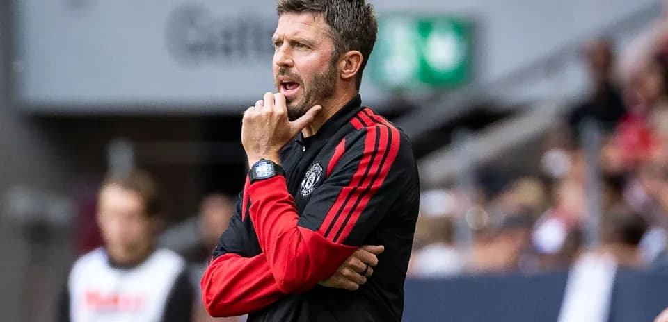Entrenador de Manchester United durante un partido