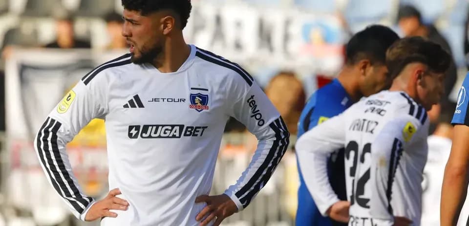 Jugadores de Colo Colo en el partido contra Huachipato