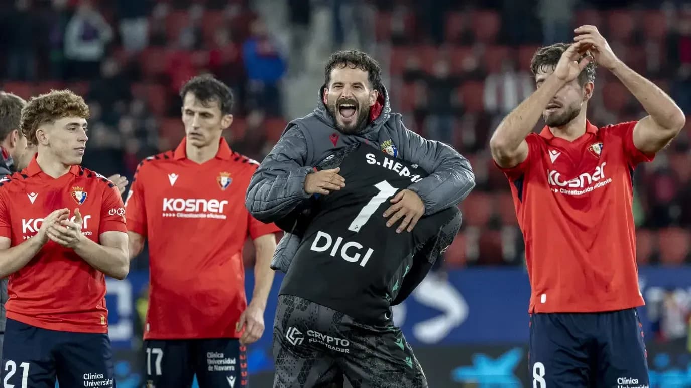 Jugadores de Osasuna celebrando después del partido