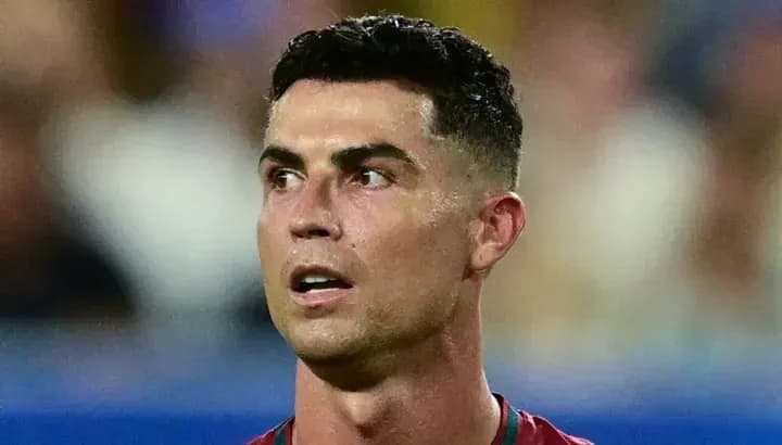 Cristiano Ronaldo en partido de fútbol
