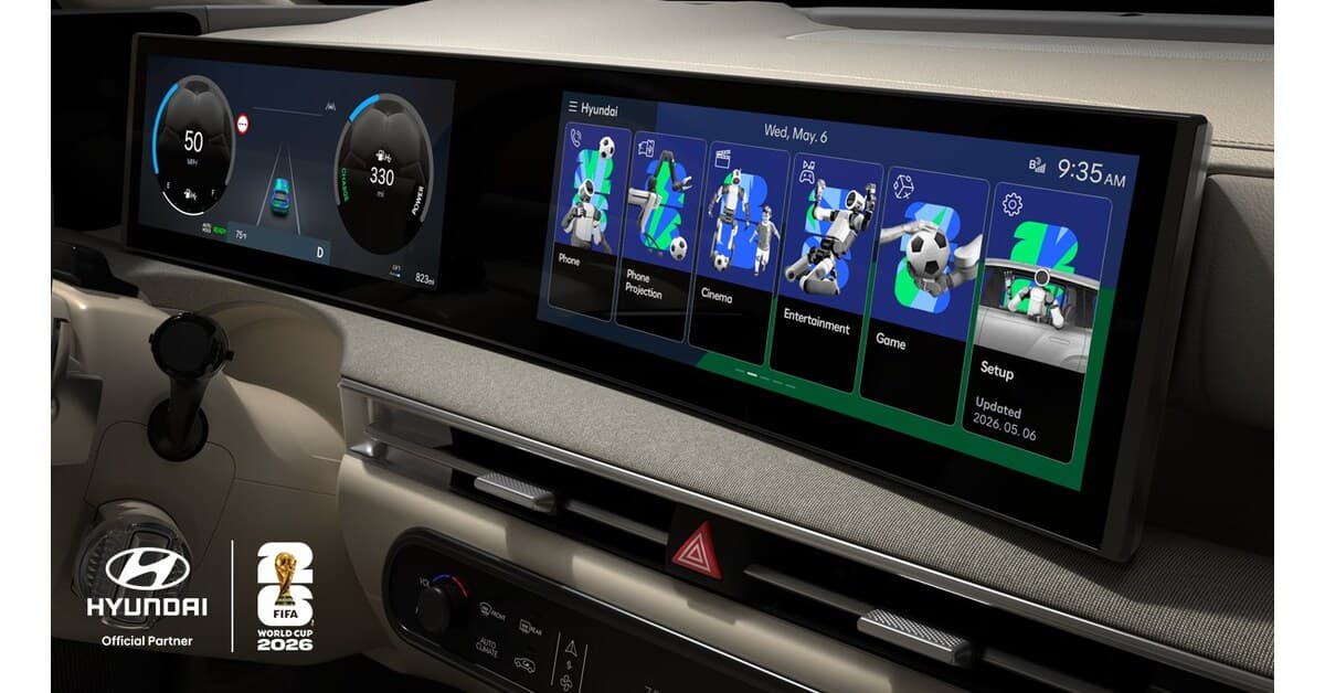 Pantalla de control del vehículo con opciones multimedia