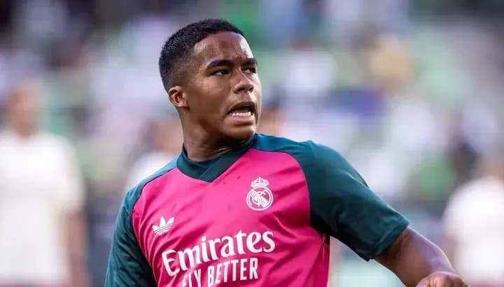 Jugador de Real Madrid en sesión de entrenamiento