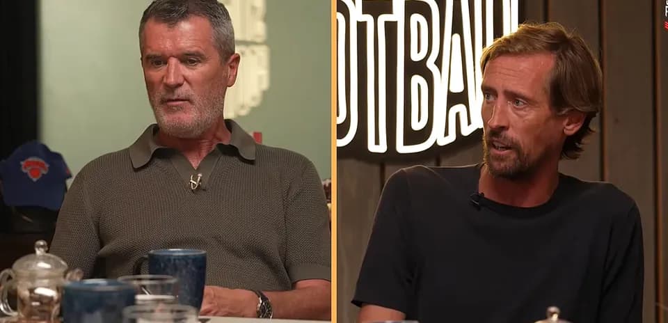 Roy Keane y Peter Crouch conversando en un set