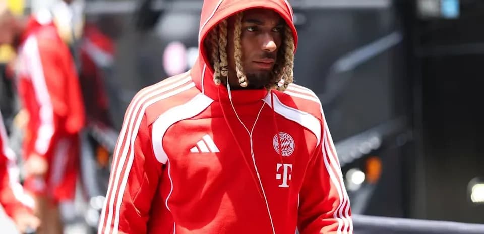 Jugador de Bayern Múnich llegando al estadio