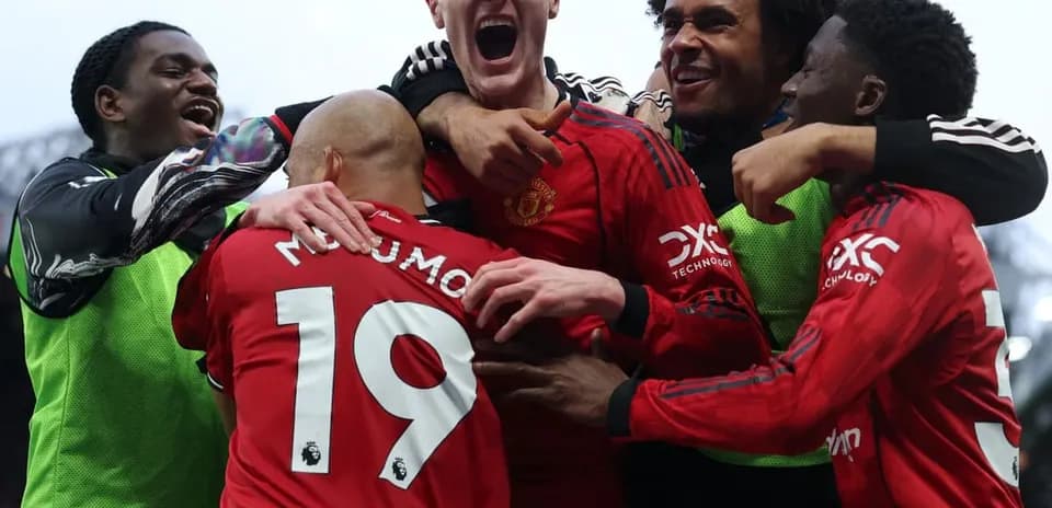 Jugadores del Manchester United celebrando un gol