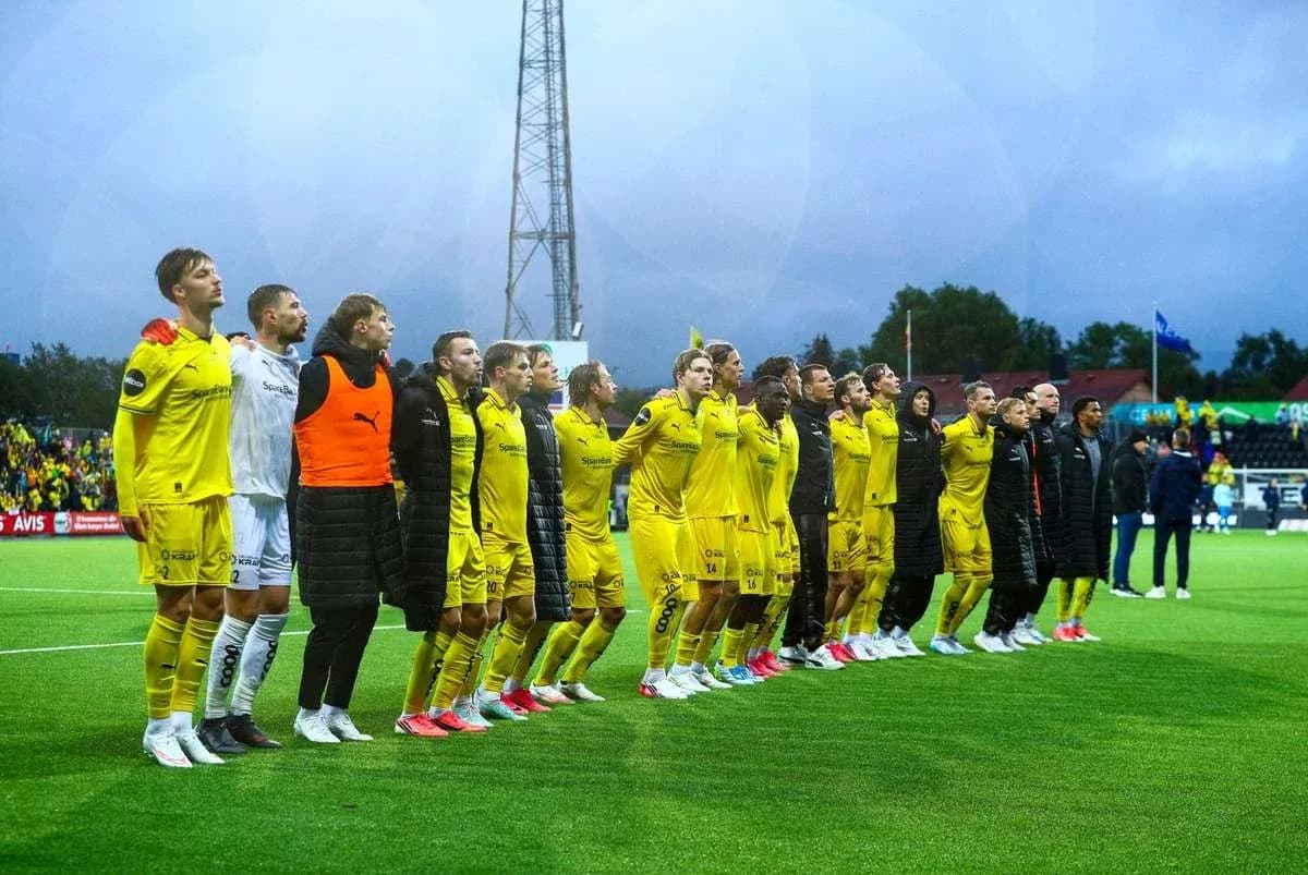 Equipo Bodo/Glimt en la ceremonia de apertura