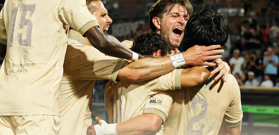 Celebración de los jugadores del Las Vegas Lights