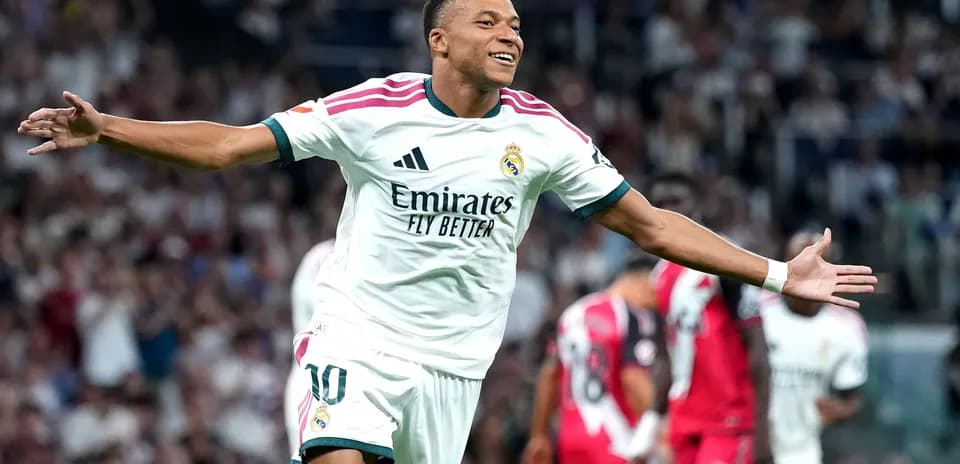 Jugador de Real Madrid celebrando un gol