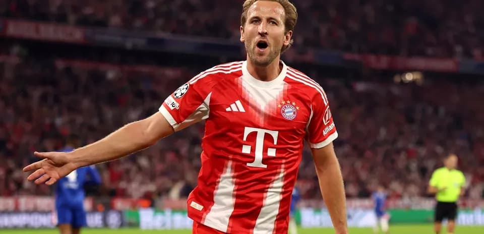 Jugador de Bayern Múnich celebrando un gol en el estadio