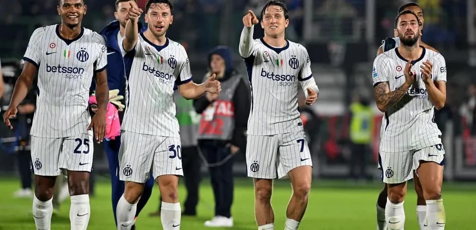Jugadores de Inter celebrando una victoria