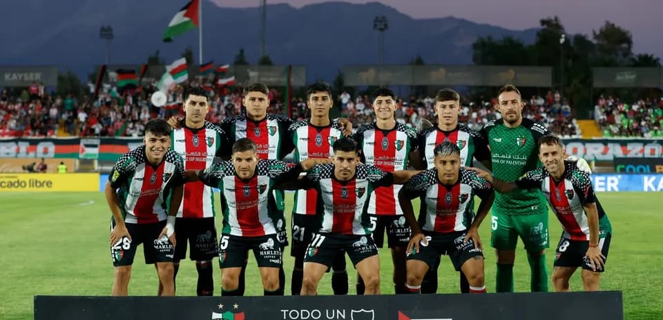 Equipo Palestino posando antes del partido