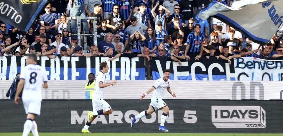 Celebración de gol en partido Atalanta vs Bologna