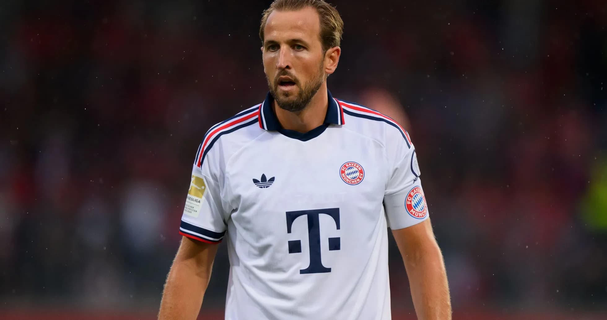 Jugador de Bayern Múnich en acción durante partido