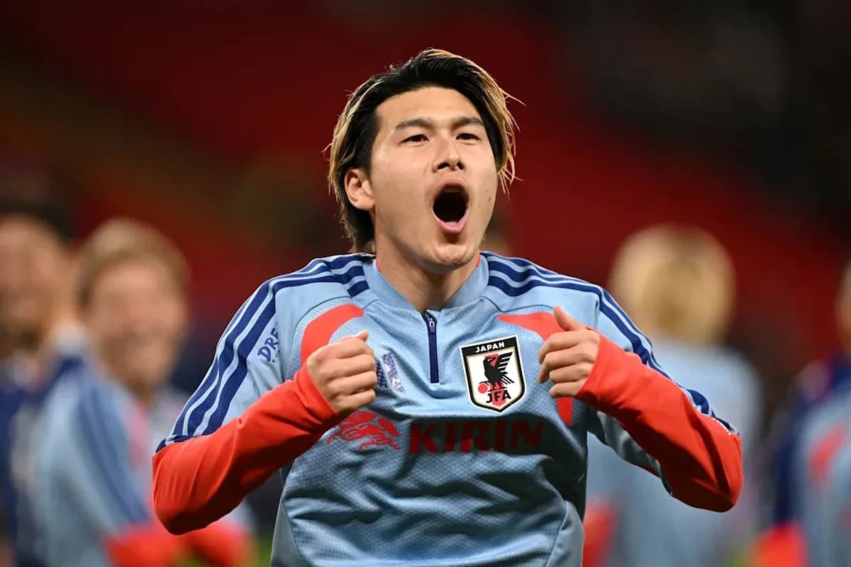 Jugador japonés celebrando durante el calentamiento