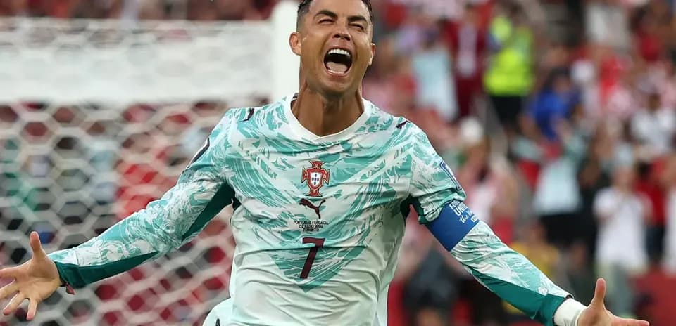 Cristiano Ronaldo celebra un gol con Portugal