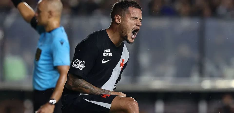 Jugador de Vasco da Gama celebrando una acción en el partido