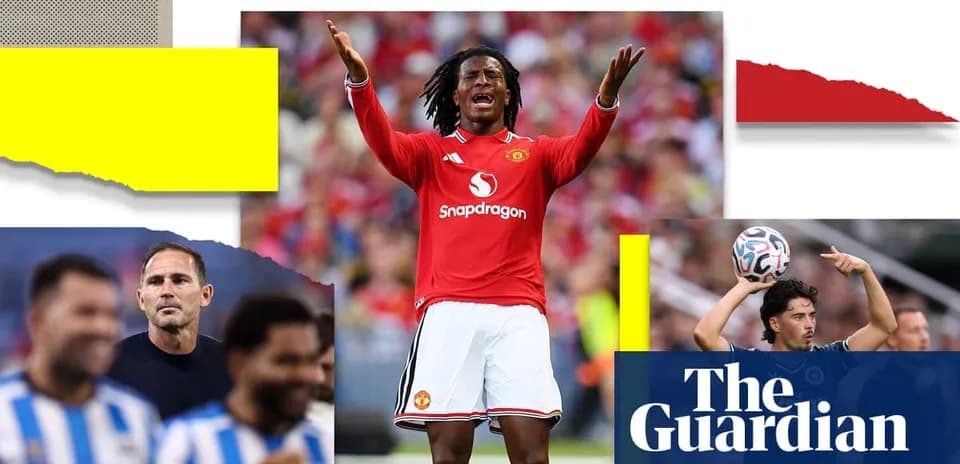 Jugador de Manchester United gesticulando durante el partido