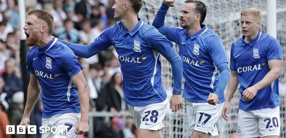 Jugadores de Birmingham City celebrando un gol
