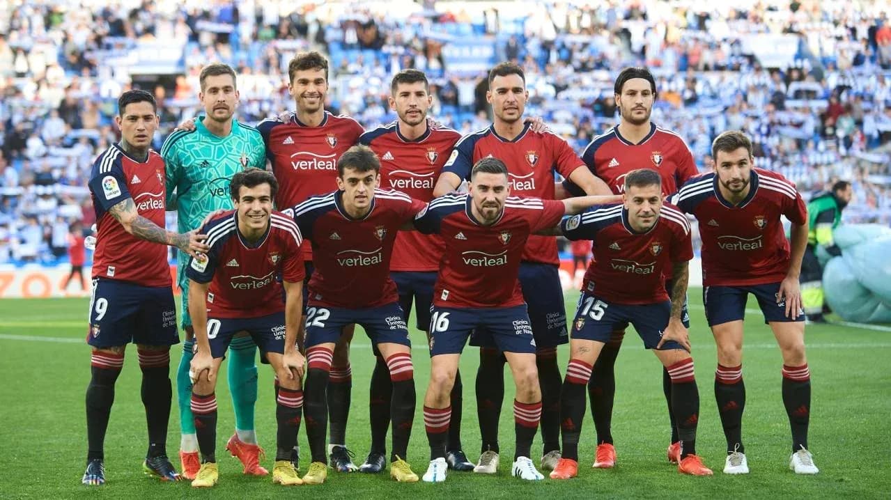 Plantilla de Osasuna en el estadio