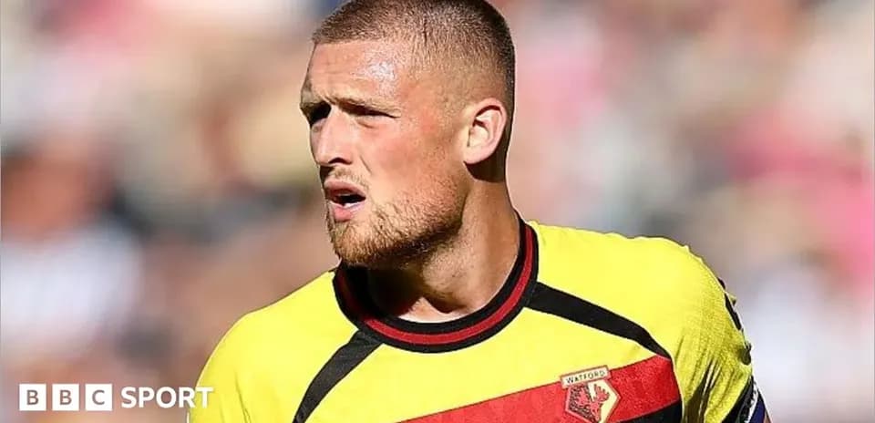 Jugador de Watford en el campo durante el partido