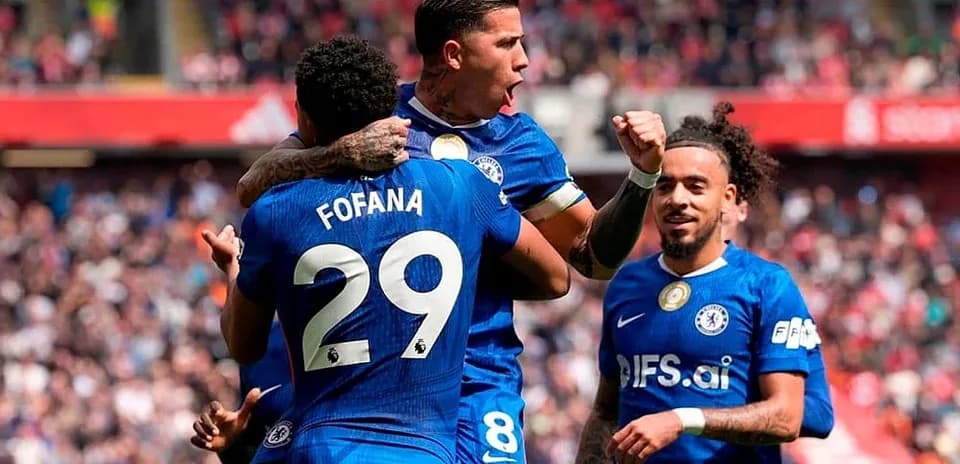 Jugadores de Chelsea celebrando un gol