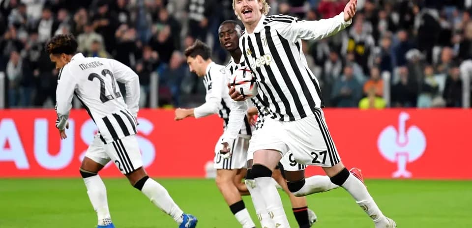 Jugadores de Juventus celebrando un gol en el estadio