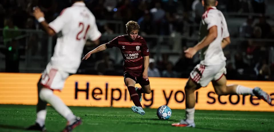 Jugador del Sacramento Republic en acción