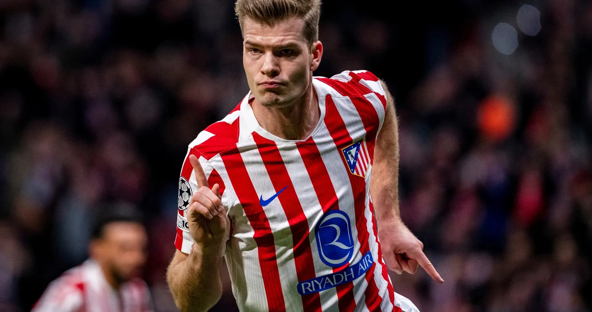 Jugador de Atlético de Madrid celebra un gol
