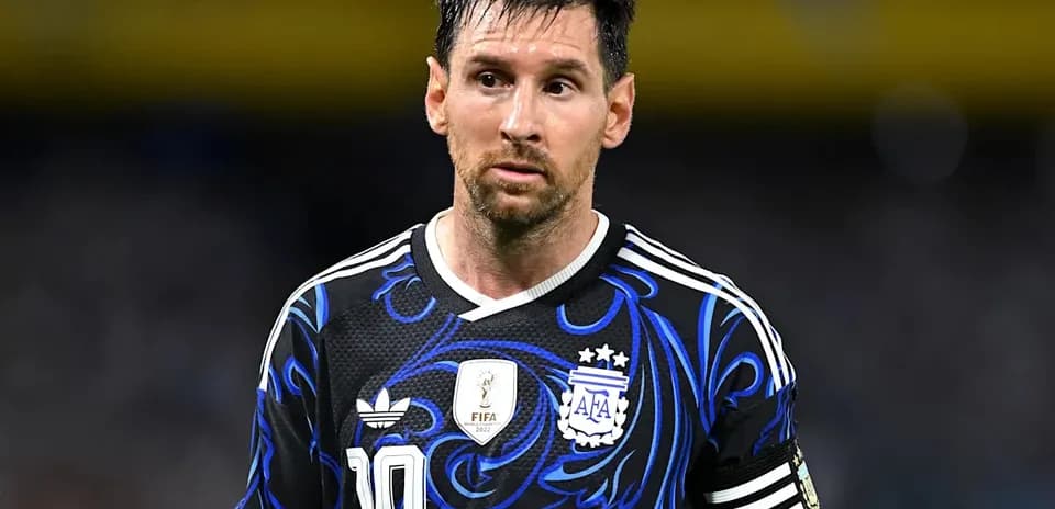 Lionel Messi en camiseta de Argentina durante partido
