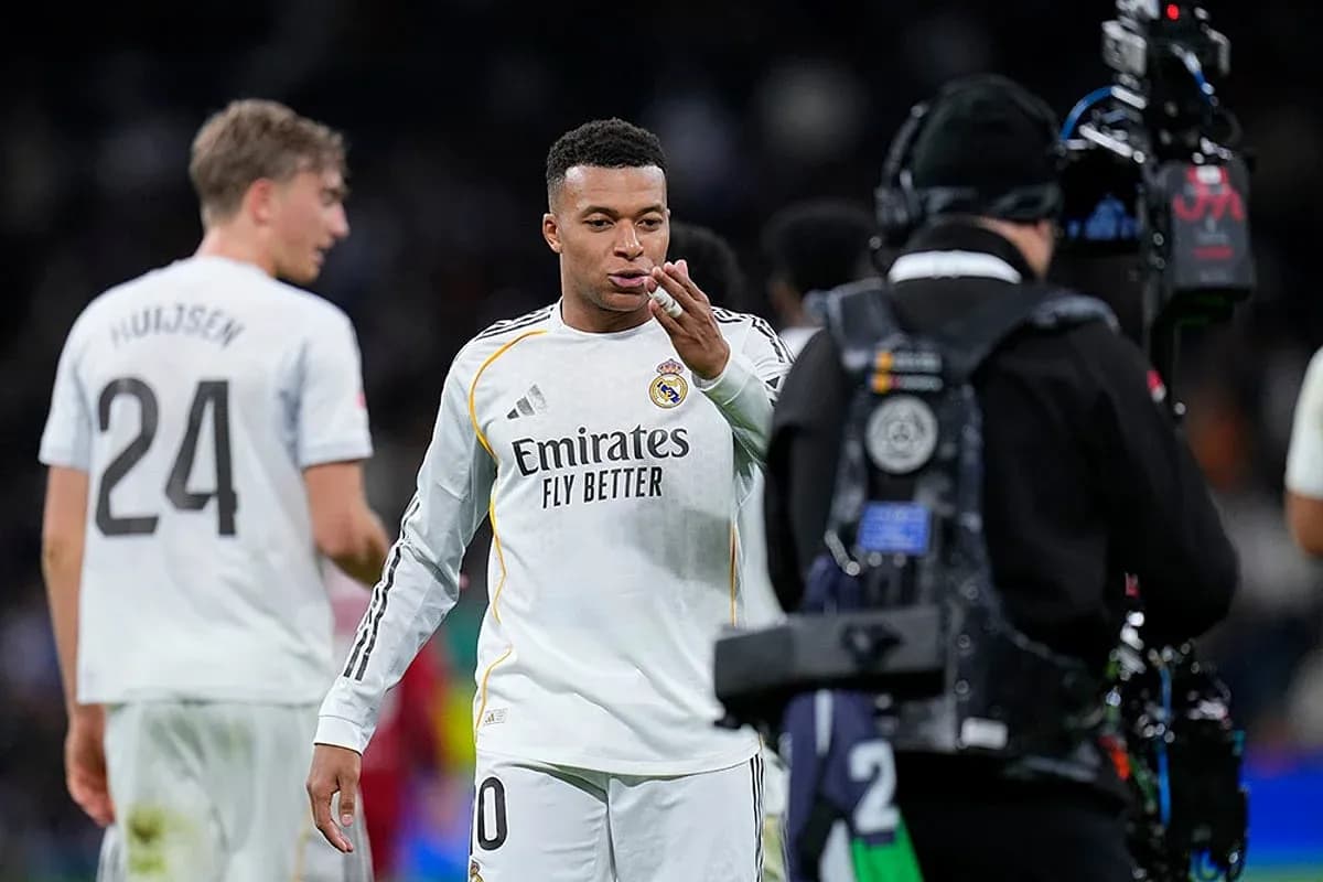 Kylian Mbappé celebrando en un partido