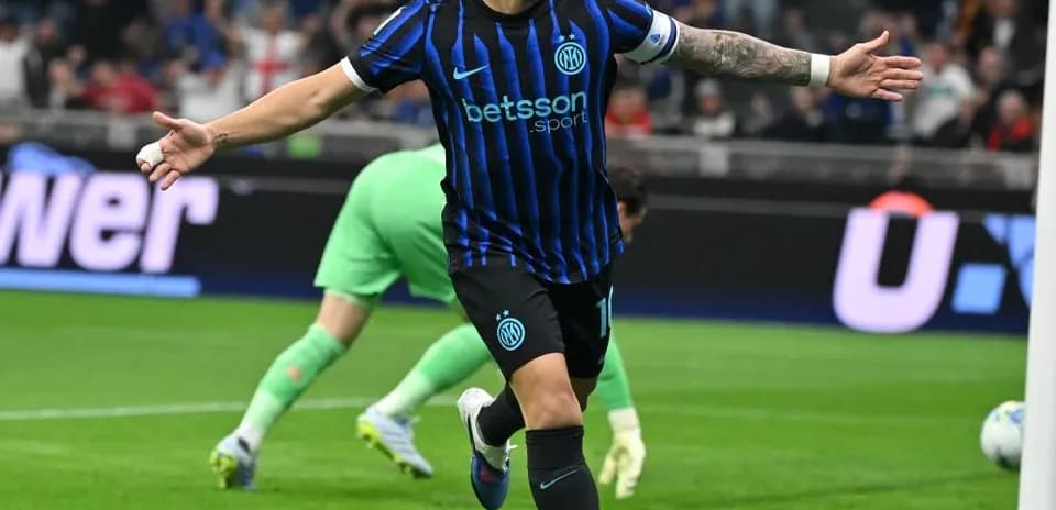 Lautaro Martínez celebrando un gol en Serie A