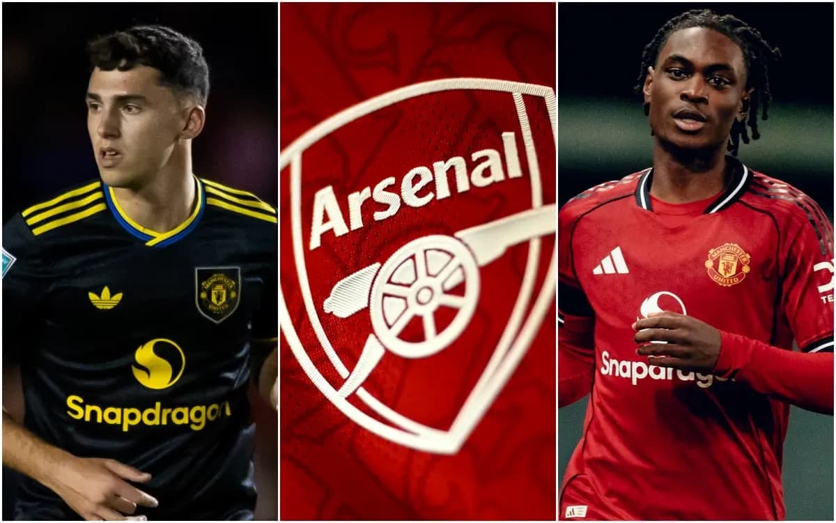 Jugadores de Manchester United y escudo de Arsenal