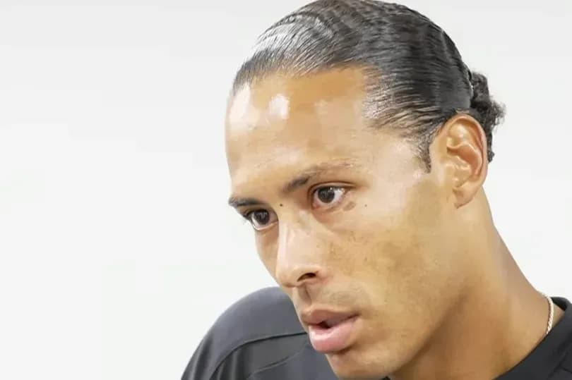 Jugador hablando en conferencia de prensa