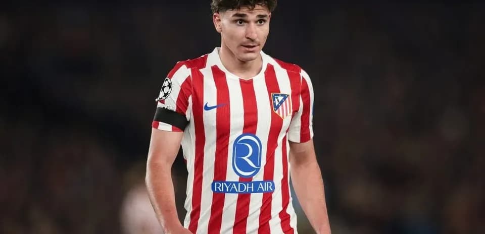 Jugador del Atlético de Madrid en acción durante partido