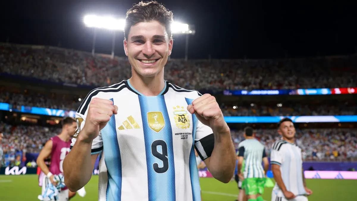 Jugador de Argentina celebrando en el estadio