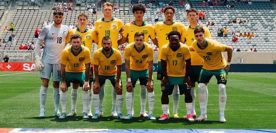 Equipo de Australia posando antes del partido