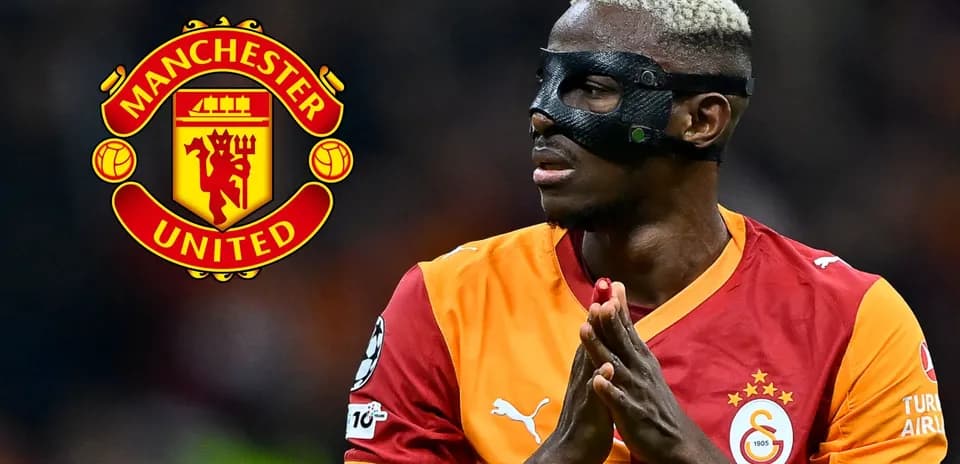 Jugador de Galatasaray con máscara en el campo