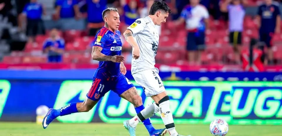 Deportes Limache contra Universidad de Chile en acción