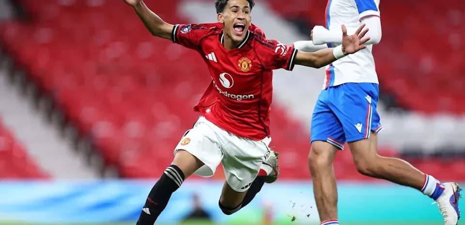 Jugador de Manchester United celebrando un gol