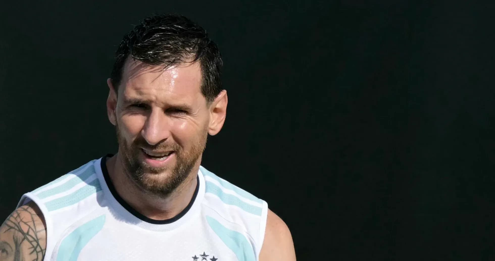 Jugador de Argentina en entrenamiento sonriente