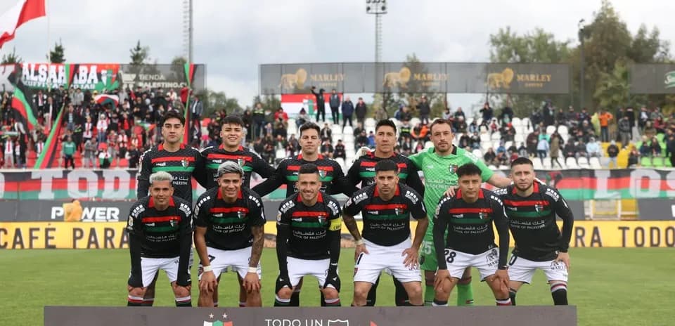Equipo Palestino posando para la foto
