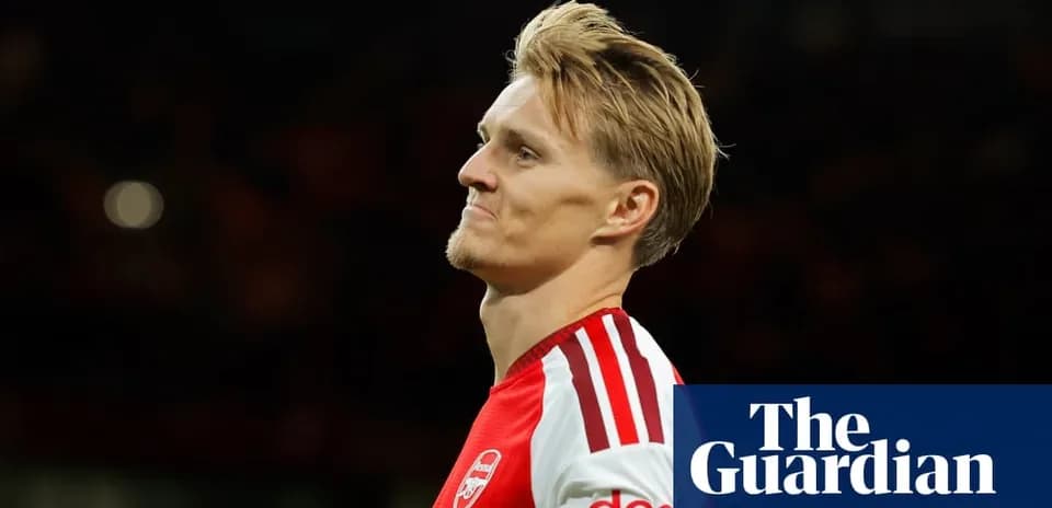 Jugador de Arsenal en el campo tras el partido