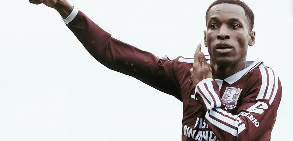 Jugador de Aston Villa celebrando un gol
